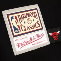 Men Mitchell & Ness T-Shirts & Tops-Big Face 3.0 Ss Tee Chicago Bulls