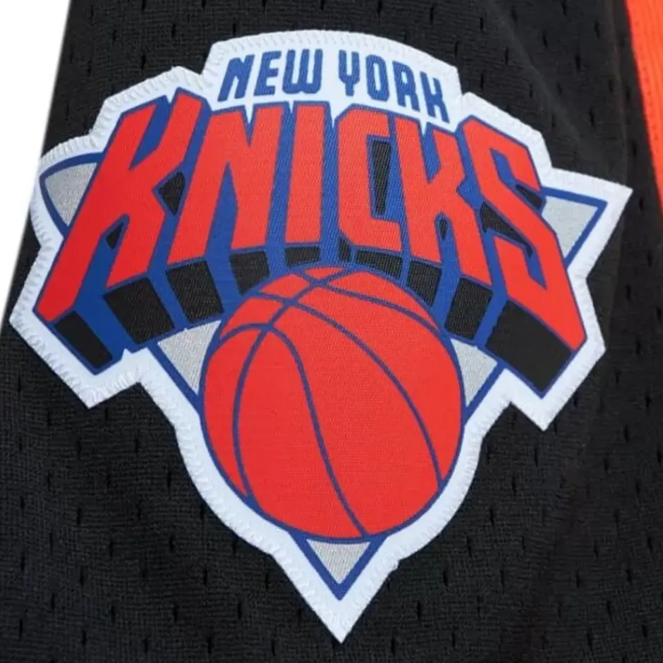 Men Mitchell & Ness Shorts-Cream Swingman Shorts New York Knicks 1996