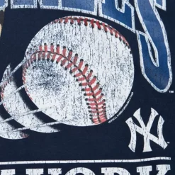 Men Mitchell & Ness Hoodies & Sweatshirts-Easy Cool Crewneck Sweatshirt New York Yankees