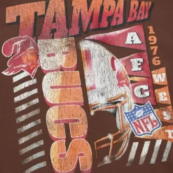 Men Mitchell & Ness Hoodies & Sweatshirts-Easy Cool Crewneck Sweatshirt Tampa Bay Buccaneers