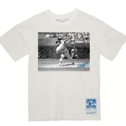 Men Mitchell & Ness T-Shirts & Tops-Fernando V. Bw Photo Tee Los Angeles Dodgers Fernando Valenzuela