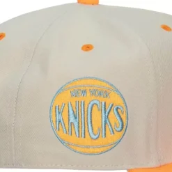 Mitchell & Ness Fitted-Hop On Fitted New York Knicks