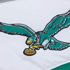 Men Mitchell & Ness Jackets & Outerwear-In The Clutch Puffer Jacket Vintage Logo Philadelphia Eagles