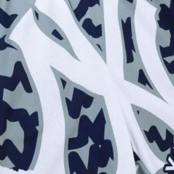 Men Mitchell & Ness Shorts-Jumbotron 2.0 Sublimated Shorts New York Yankees