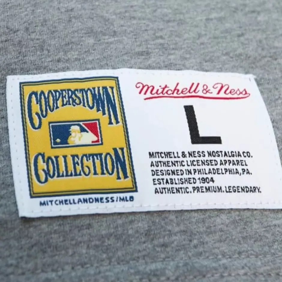 Men Mitchell & Ness T-Shirts & Tops-Legends S/S Tee Brooklyn Dodgers Jackie Robinson