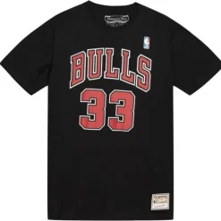 Men Mitchell & Ness T-Shirts & Tops-Name & Number Tee Chicago Bulls 1996-97 Scottie Pippen