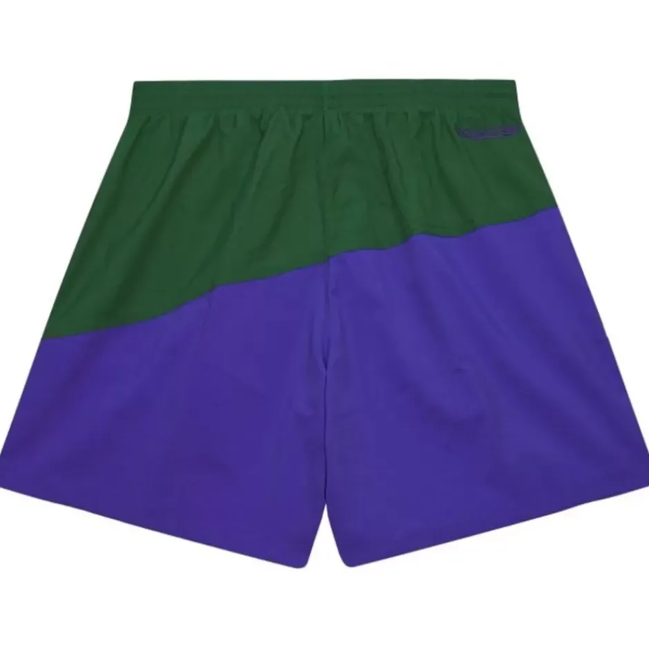 Men Mitchell & Ness Shorts-Nylon Utility Shorts Milwaukee Bucks