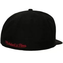 Mitchell & Ness Fitted-Shark Bite Fitted Hwc Hat Chicago Bulls
