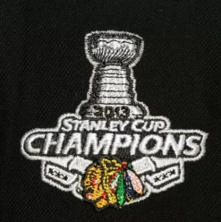 Mitchell & Ness Fitted-Side Patch Fitted Chicago Blackhawks