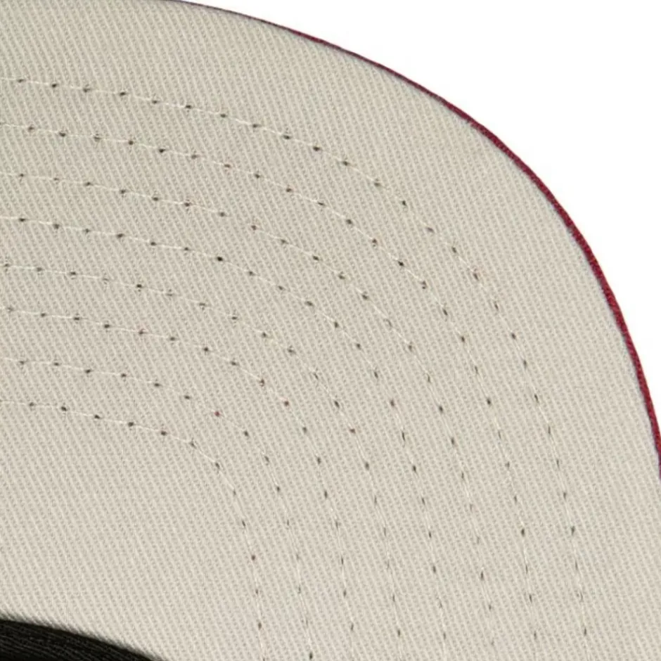 Mitchell & Ness Fitted-Side Patch Fitted Colorado Avalanche