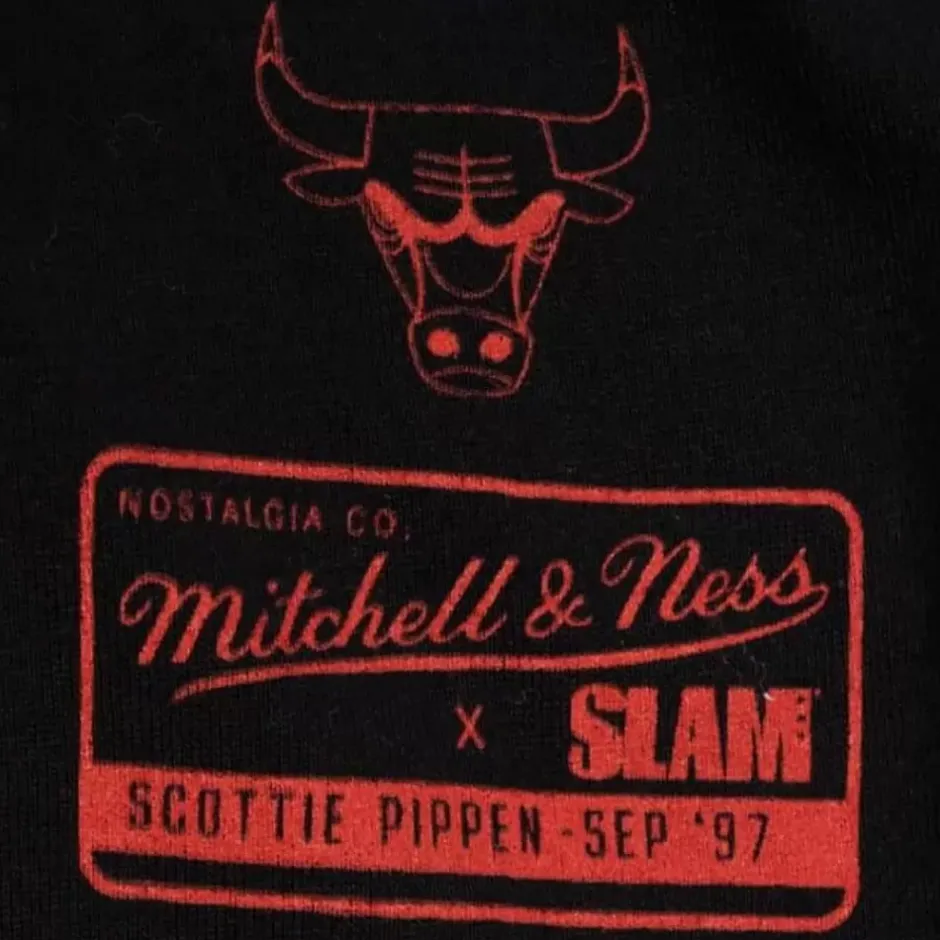 Men Mitchell & Ness T-Shirts & Tops-Slam Cover '97 Chicago Bulls Scottie Pippen