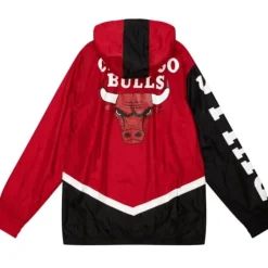 Men Mitchell & Ness Jackets & Outerwear-Undeniable Full Zip Windbreaker Chicago Bulls