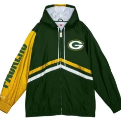 Men Mitchell & Ness Jackets & Outerwear-Undeniable Full Zip Windbreaker Green Bay Packers