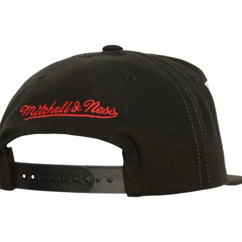 Mitchell & Ness Snapback-Varsity Bust Snapback Chicago Bulls