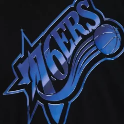 Woman Mitchell & Ness Hoodies & Sweatshirts-Womens Big Face 4.0 Crop Hoodie Philadelphia 76Ers