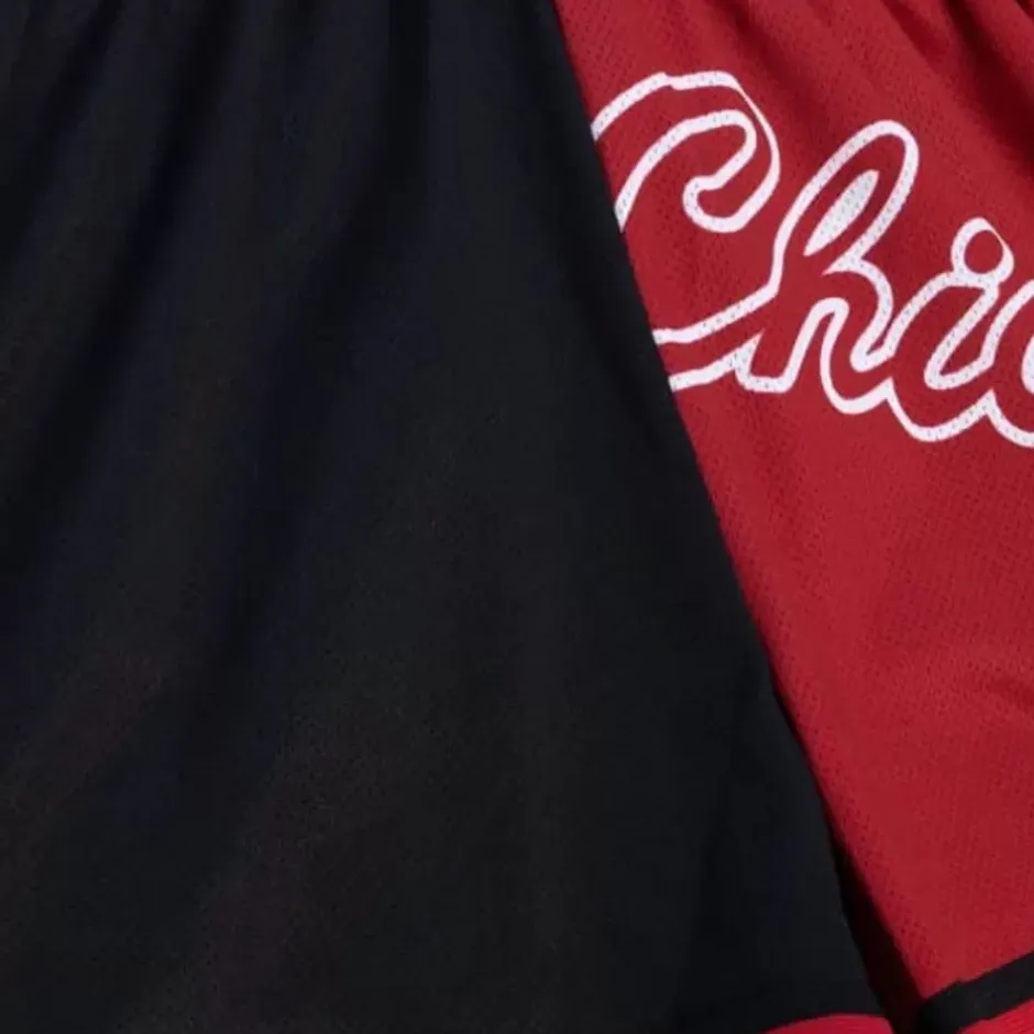 Woman Mitchell & Ness Shorts-Womens Big Face Shorts 5.0 Chicago Bulls