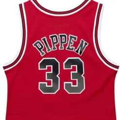 Woman Mitchell & Ness T-Shirts & Tops-Womens N&N Crop Tank Chicago Bulls 1997 Scottie Pippen