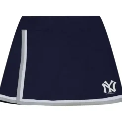 Woman Mitchell & Ness Shorts-Womens Skort New York Yankees